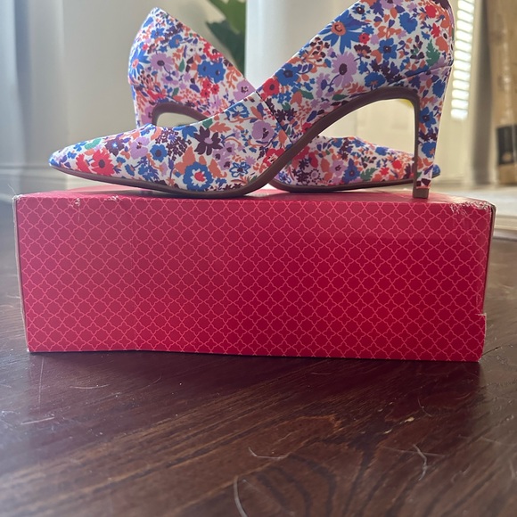 Kelly & Katie Multicolor Floral Heels - Picture 1 of 3